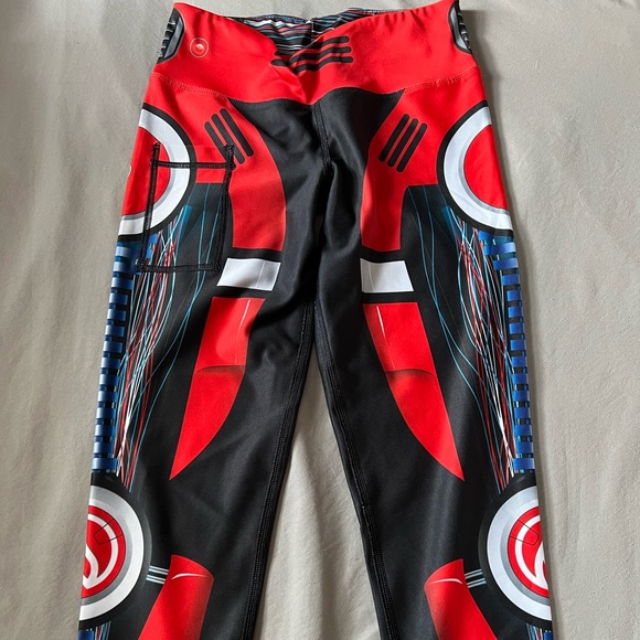 INKnBURN Red Robot Capris - Picture 1 of 3